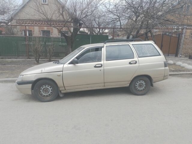 Бежевый ВАЗ 2111, объемом двигателя 1.5 л и пробегом 240 тыс. км за 900 $, фото 1 на Automoto.ua