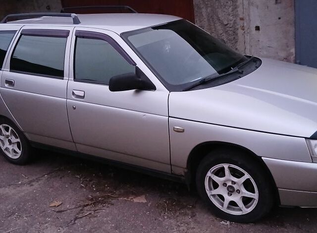 Бежевый ВАЗ 2111, объемом двигателя 1.6 л и пробегом 271 тыс. км за 1600 $, фото 1 на Automoto.ua