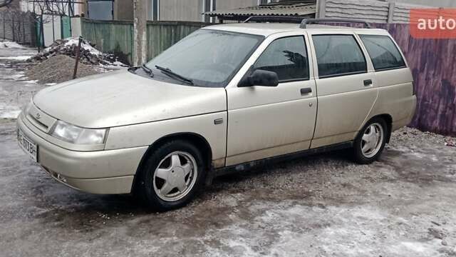 Бежевый ВАЗ 2111, объемом двигателя 1.6 л и пробегом 75 тыс. км за 2600 $, фото 1 на Automoto.ua