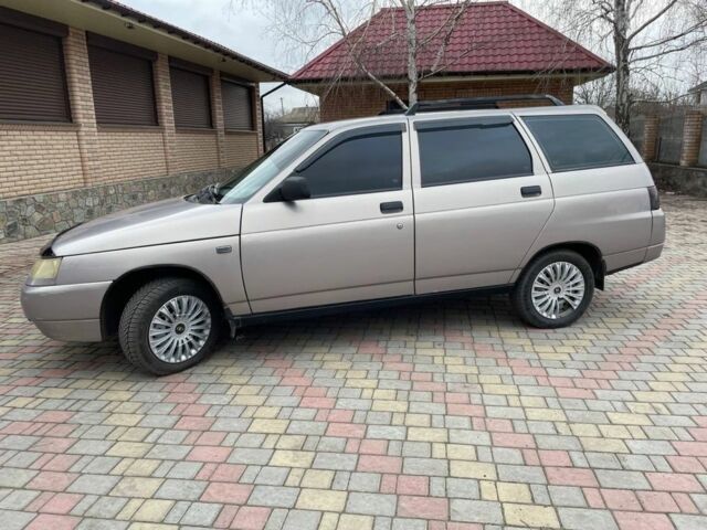 Бежевый ВАЗ 2111, объемом двигателя 1.6 л и пробегом 256 тыс. км за 2550 $, фото 1 на Automoto.ua