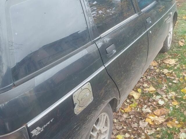 ВАЗ 2111 2005 в Миргороде на Automoto.ua Черный ВАЗ 2111, объемом двигателя 1.6 л и пробегом 256 тыс. км за 831 $, фото 1 на Automoto.ua
