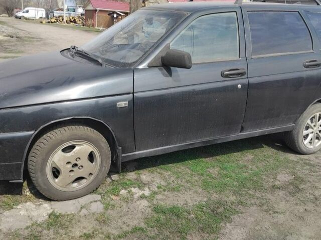 Черный ВАЗ 2111, объемом двигателя 1.6 л и пробегом 300 тыс. км за 650 $, фото 1 на Automoto.ua