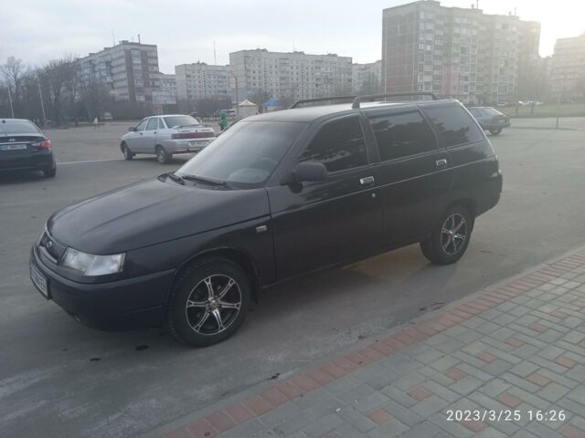 Черный ВАЗ 2111, объемом двигателя 1.6 л и пробегом 272 тыс. км за 3100 $, фото 1 на Automoto.ua