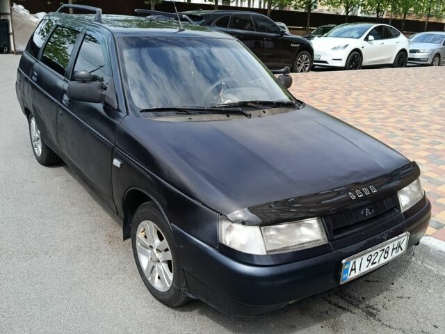Черный ВАЗ 2111, объемом двигателя 0 л и пробегом 350 тыс. км за 800 $, фото 1 на Automoto.ua