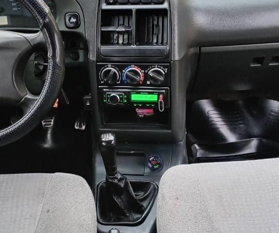 Черный ВАЗ 2111, объемом двигателя 1.6 л и пробегом 271 тыс. км за 966 $, фото 1 на Automoto.ua