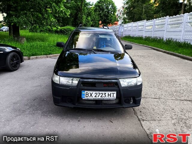 Чорний ВАЗ 2111, об'ємом двигуна 1.6 л та пробігом 154 тис. км за 1900 $, фото 1 на Automoto.ua
