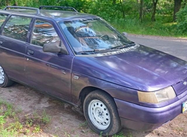 Фиолетовый ВАЗ 2111, объемом двигателя 1.5 л и пробегом 214 тыс. км за 1300 $, фото 1 на Automoto.ua
