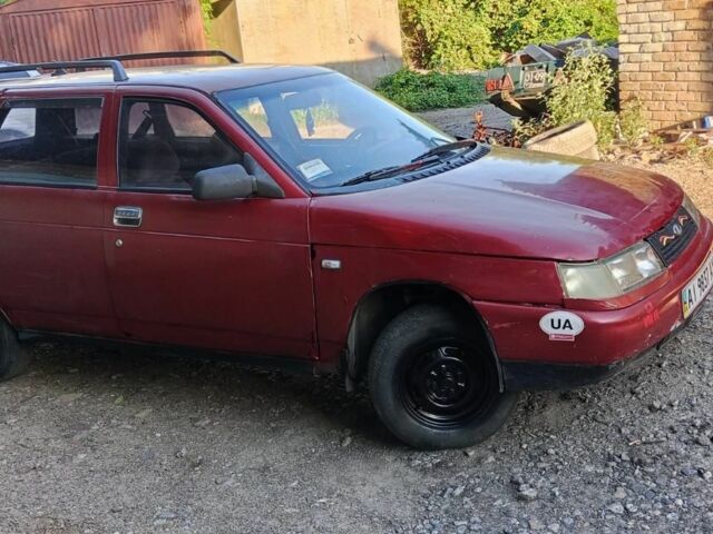 Красный ВАЗ 2111, объемом двигателя 0 л и пробегом 250 тыс. км за 600 $, фото 1 на Automoto.ua