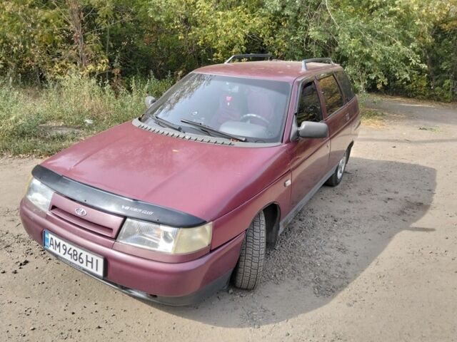 Красный ВАЗ 2111, объемом двигателя 1.5 л и пробегом 275 тыс. км за 1650 $, фото 1 на Automoto.ua