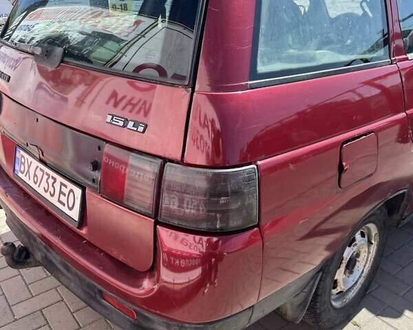 Красный ВАЗ 2111, объемом двигателя 1.5 л и пробегом 330 тыс. км за 1300 $, фото 1 на Automoto.ua