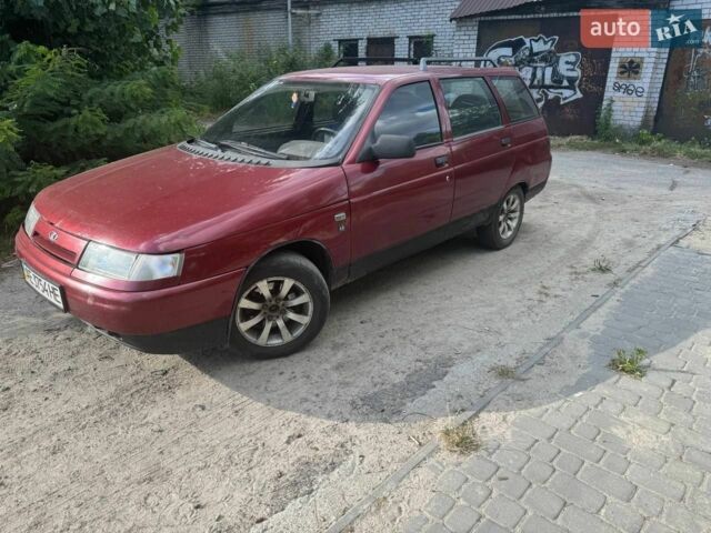 Красный ВАЗ 2111, объемом двигателя 1.5 л и пробегом 217 тыс. км за 1700 $, фото 1 на Automoto.ua