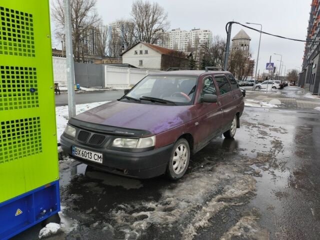 Красный ВАЗ 2111, объемом двигателя 1.5 л и пробегом 340 тыс. км за 1000 $, фото 1 на Automoto.ua