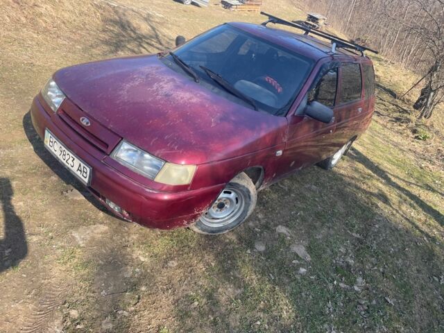 Красный ВАЗ 2111, объемом двигателя 1.5 л и пробегом 358 тыс. км за 1000 $, фото 1 на Automoto.ua