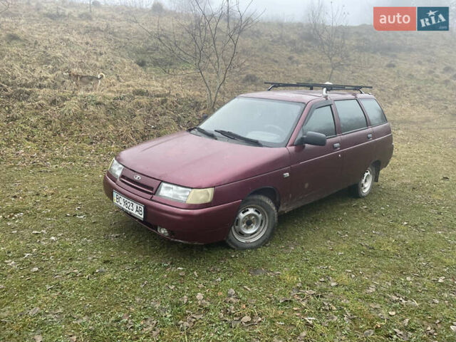 Красный ВАЗ 2111, объемом двигателя 1.5 л и пробегом 240 тыс. км за 1300 $, фото 1 на Automoto.ua