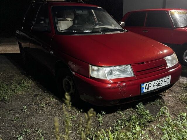 Красный ВАЗ 2111, объемом двигателя 0 л и пробегом 100 тыс. км за 902 $, фото 1 на Automoto.ua