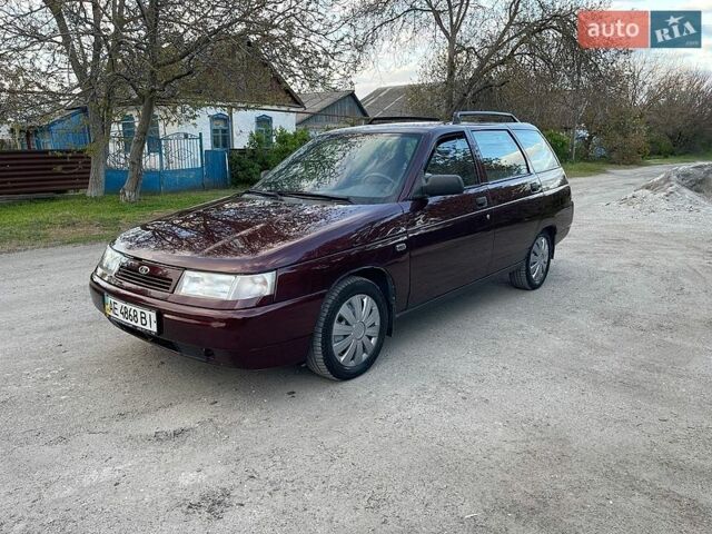 Красный ВАЗ 2111, объемом двигателя 1.6 л и пробегом 42 тыс. км за 3200 $, фото 1 на Automoto.ua