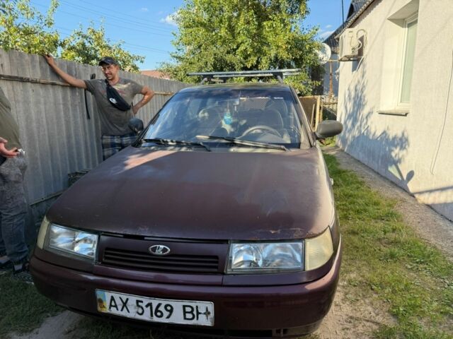 Червоний ВАЗ 2111, об'ємом двигуна 1.6 л та пробігом 280 тис. км за 1600 $, фото 1 на Automoto.ua