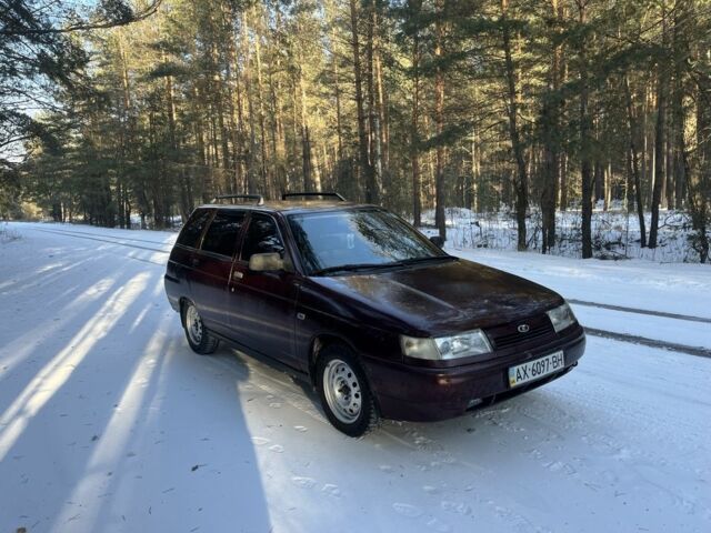 Красный ВАЗ 2111, объемом двигателя 1.6 л и пробегом 200 тыс. км за 1600 $, фото 1 на Automoto.ua