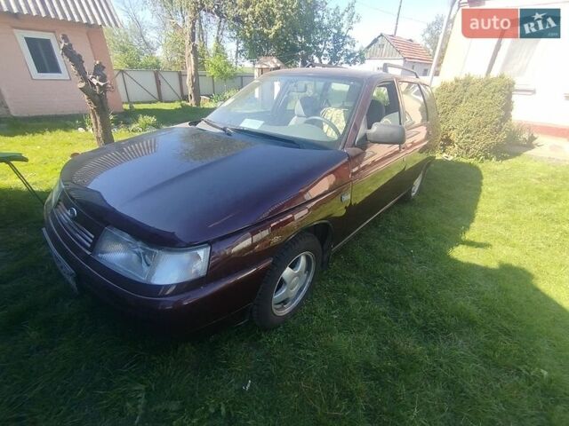Красный ВАЗ 2111, объемом двигателя 1.6 л и пробегом 50 тыс. км за 2900 $, фото 1 на Automoto.ua