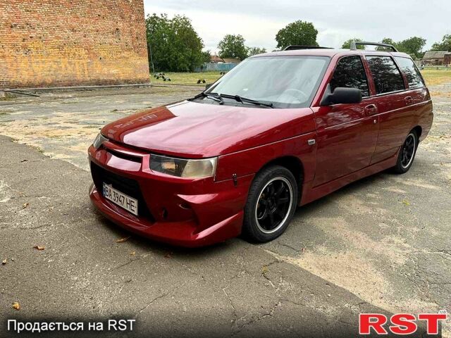 Красный ВАЗ 2111, объемом двигателя 1.6 л и пробегом 265 тыс. км за 4500 $, фото 1 на Automoto.ua