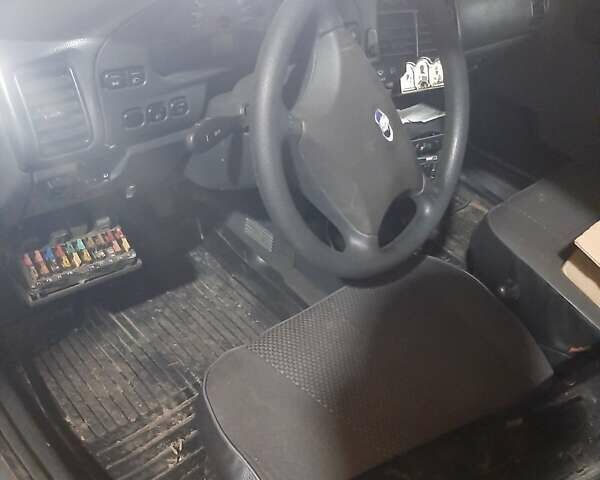 ВАЗ 2111, объемом двигателя 1.52 л и пробегом 220 тыс. км за 1600 $, фото 1 на Automoto.ua