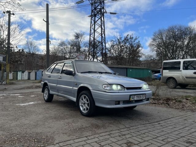 Серый ВАЗ 2111, объемом двигателя 1.5 л и пробегом 280 тыс. км за 1500 $, фото 1 на Automoto.ua