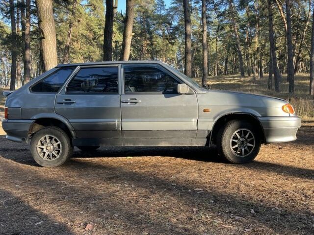 Серый ВАЗ 2111, объемом двигателя 1.5 л и пробегом 300 тыс. км за 1700 $, фото 1 на Automoto.ua