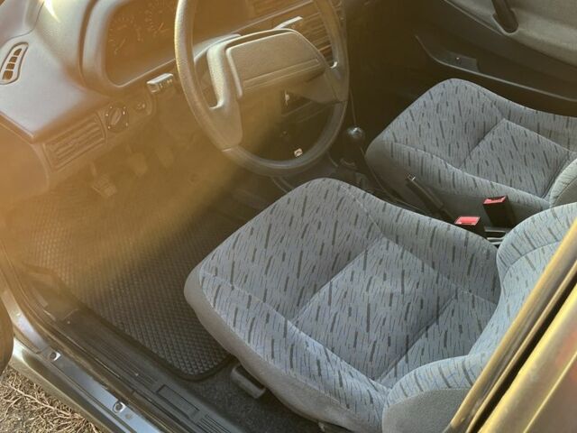 Серый ВАЗ 2111, объемом двигателя 1.6 л и пробегом 100 тыс. км за 2600 $, фото 1 на Automoto.ua