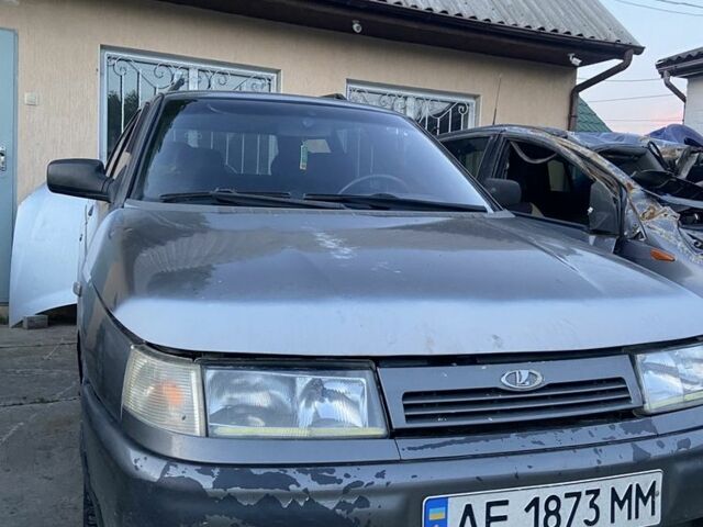 Серый ВАЗ 2111, объемом двигателя 1.5 л и пробегом 185 тыс. км за 607 $, фото 1 на Automoto.ua