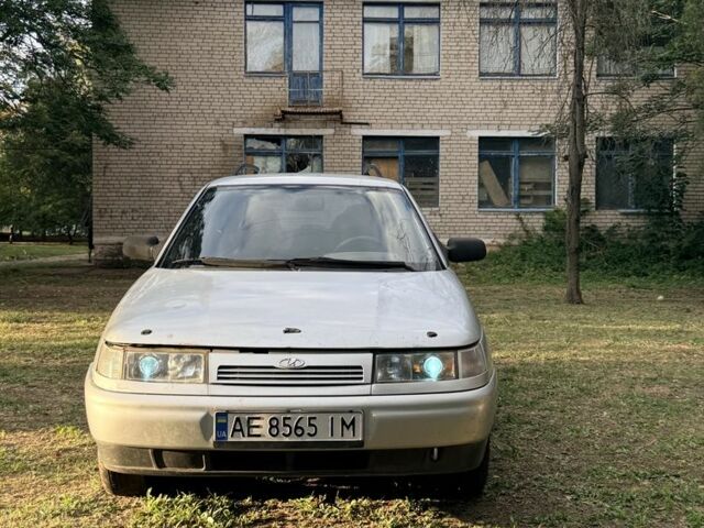 Серый ВАЗ 2111, объемом двигателя 1.5 л и пробегом 220 тыс. км за 807 $, фото 1 на Automoto.ua