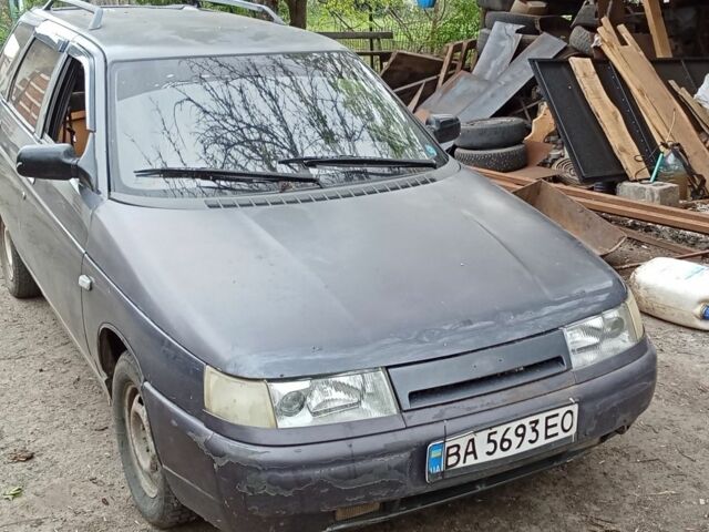 Серый ВАЗ 2111, объемом двигателя 1.5 л и пробегом 400 тыс. км за 1104 $, фото 1 на Automoto.ua