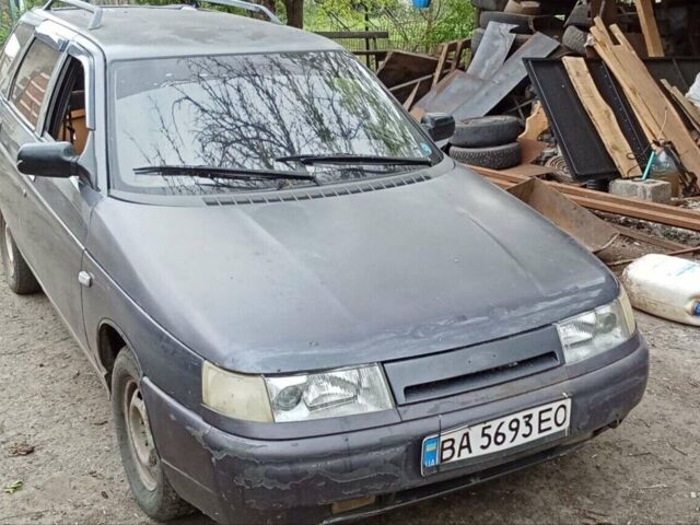 Серый ВАЗ 2111, объемом двигателя 1.5 л и пробегом 400 тыс. км за 1100 $, фото 1 на Automoto.ua