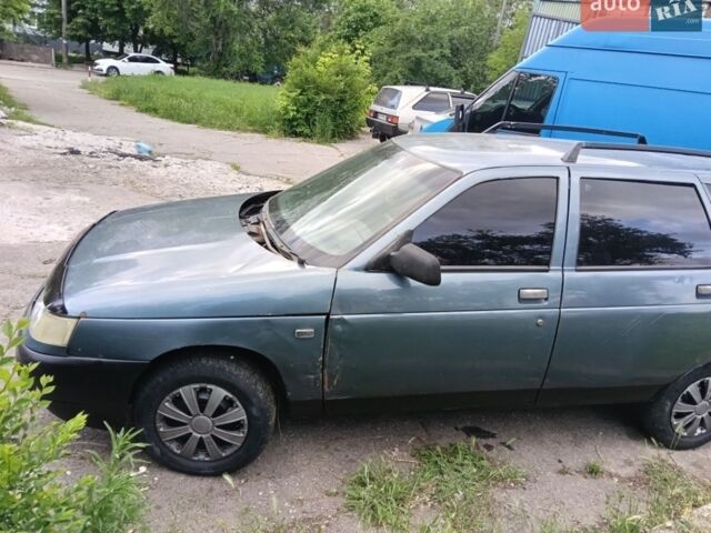 Серый ВАЗ 2111, объемом двигателя 1.5 л и пробегом 471 тыс. км за 1100 $, фото 1 на Automoto.ua