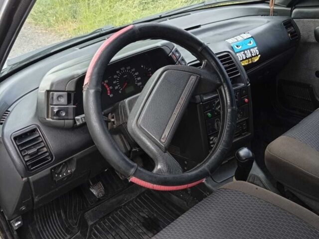 Серый ВАЗ 2111, объемом двигателя 1.5 л и пробегом 138 тыс. км за 1669 $, фото 1 на Automoto.ua