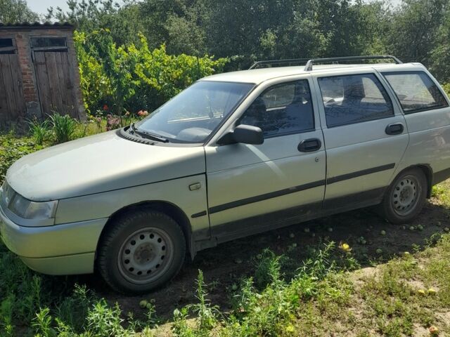 Серый ВАЗ 2111, объемом двигателя 1.5 л и пробегом 2 тыс. км за 1200 $, фото 1 на Automoto.ua