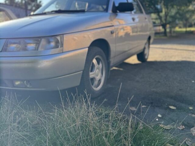 Серый ВАЗ 2111, объемом двигателя 1.5 л и пробегом 250 тыс. км за 1550 $, фото 1 на Automoto.ua