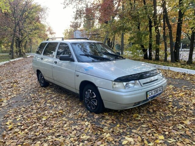 Серый ВАЗ 2111, объемом двигателя 1.5 л и пробегом 200 тыс. км за 1950 $, фото 1 на Automoto.ua