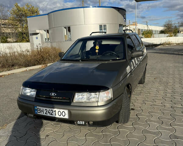 Серый ВАЗ 2111, объемом двигателя 1.5 л и пробегом 355 тыс. км за 1750 $, фото 1 на Automoto.ua