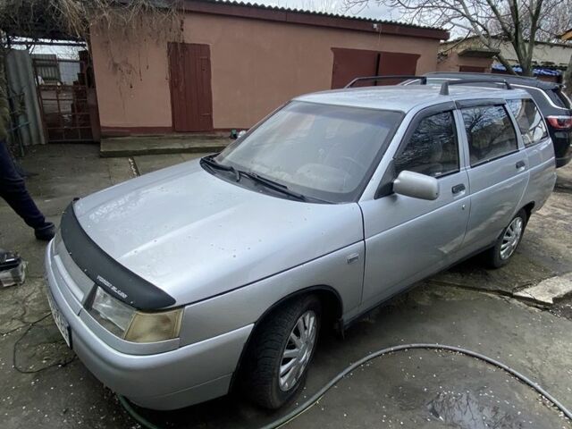 Серый ВАЗ 2111, объемом двигателя 1.5 л и пробегом 286 тыс. км за 1450 $, фото 1 на Automoto.ua