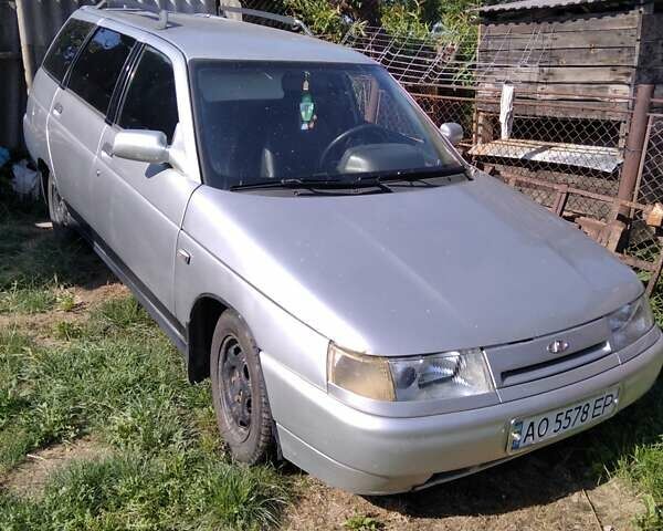 Серый ВАЗ 2111, объемом двигателя 1.5 л и пробегом 300 тыс. км за 1438 $, фото 1 на Automoto.ua