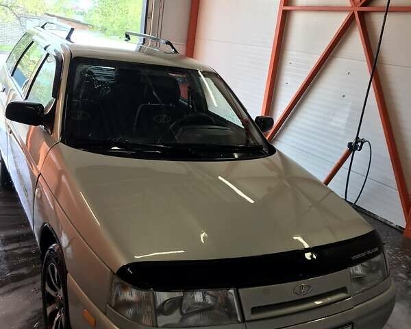 Сірий ВАЗ 2111, об'ємом двигуна 1.5 л та пробігом 300 тис. км за 2300 $, фото 1 на Automoto.ua