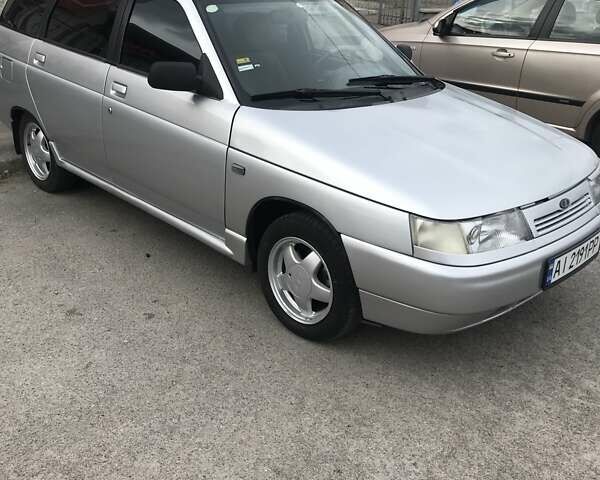 Серый ВАЗ 2111, объемом двигателя 1.6 л и пробегом 205 тыс. км за 2100 $, фото 1 на Automoto.ua