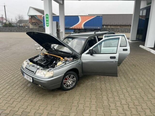 Серый ВАЗ 2111, объемом двигателя 1.6 л и пробегом 260 тыс. км за 1900 $, фото 1 на Automoto.ua
