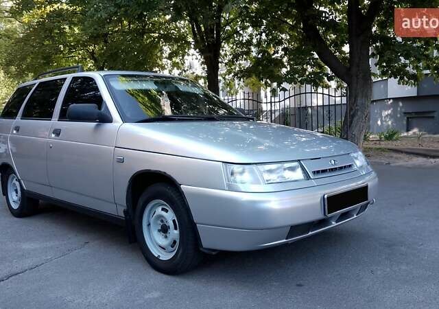 Сірий ВАЗ 2111, об'ємом двигуна 1.6 л та пробігом 111 тис. км за 3100 $, фото 1 на Automoto.ua