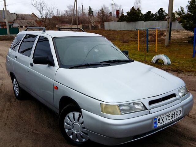 Серый ВАЗ 2111, объемом двигателя 1.6 л и пробегом 300 тыс. км за 1750 $, фото 1 на Automoto.ua