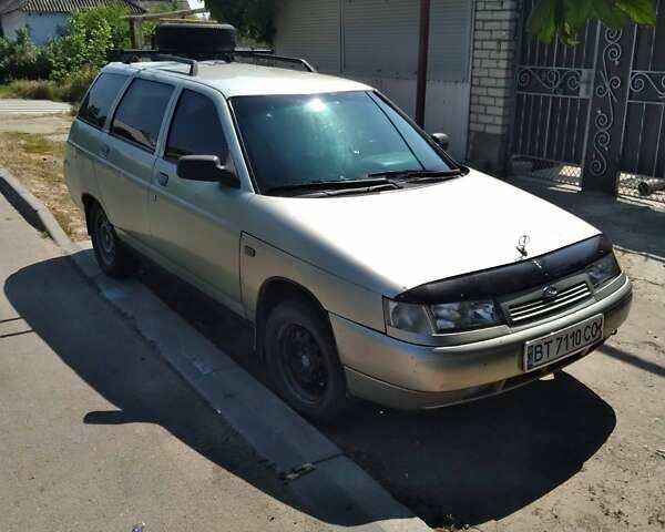 Серый ВАЗ 2111, объемом двигателя 1.6 л и пробегом 240 тыс. км за 2300 $, фото 1 на Automoto.ua