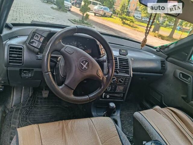 Сірий ВАЗ 2111, об'ємом двигуна 1.6 л та пробігом 248 тис. км за 1800 $, фото 1 на Automoto.ua