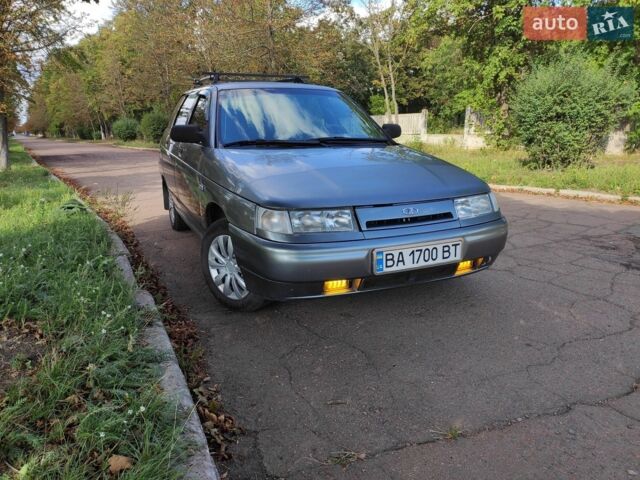 Серый ВАЗ 2111, объемом двигателя 1.6 л и пробегом 300 тыс. км за 2300 $, фото 1 на Automoto.ua