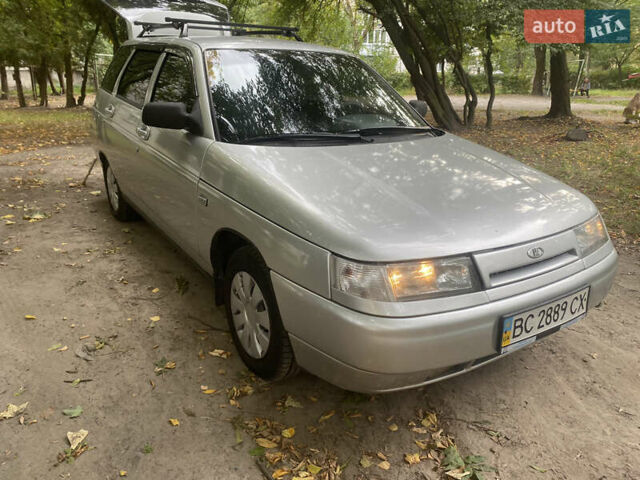 Серый ВАЗ 2111, объемом двигателя 1.6 л и пробегом 286 тыс. км за 2800 $, фото 1 на Automoto.ua