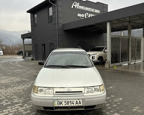 Серый ВАЗ 2111, объемом двигателя 1.6 л и пробегом 215 тыс. км за 900 $, фото 1 на Automoto.ua